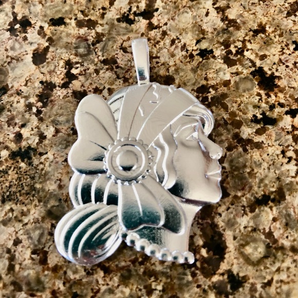 Large Girl Pendant Sterling Silver 925 Gift Box statement piece - Picture 14 of 14